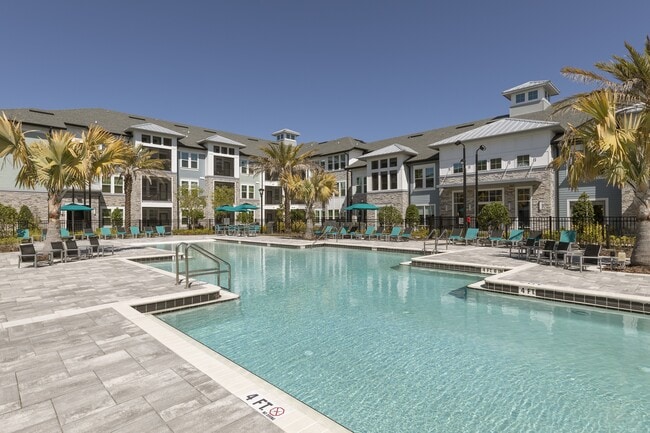Photo - Addison at Sunlake Apartments