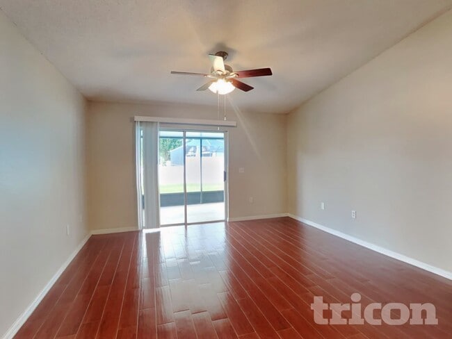 Photo - 13049 Waterbourne Dr