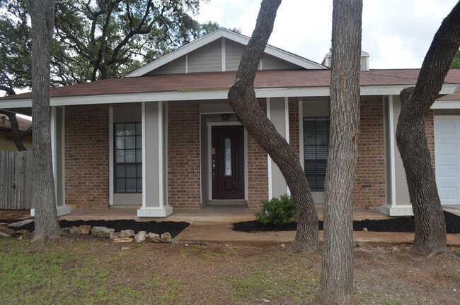 Gorgeous, Spacious 4 bed 2 bath - Gorgeous, Spacious 4 bed 2 bath Casa