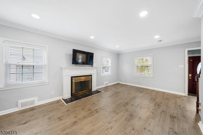 Photo - 125 Meisel Ave