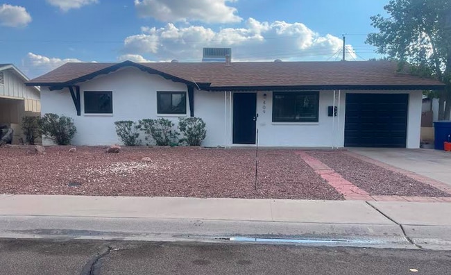 Photo - 409 E Taylor St