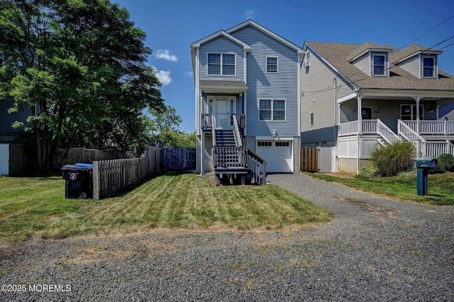 Photo - 15 Griggs Ave