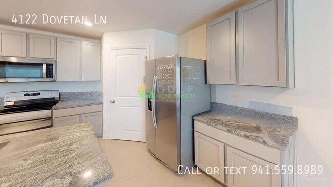 Photo - 4122 Dovetail Ln