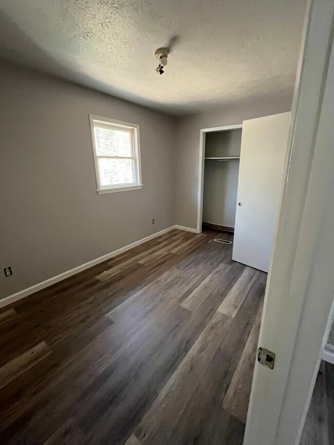 Photo - 267 Bryson Rd