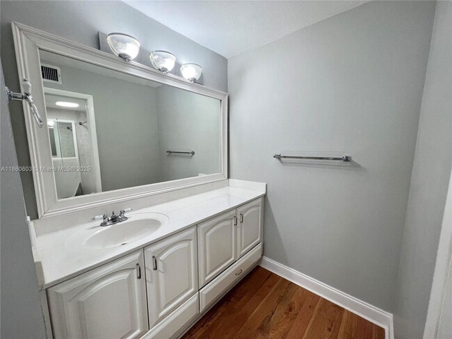 Photo - 1666 West Ave