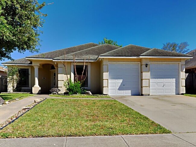 Photo - *No Application Fee* *$500 off First Month... Casa