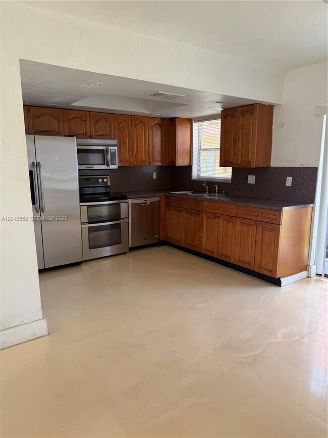 Photo - 5231 NW 27th St Unit 8A