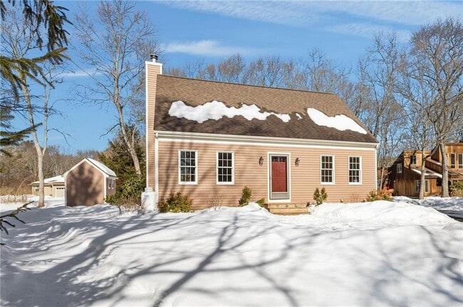 Building Photo - 27 River St