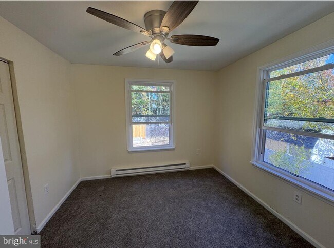 Photo - 125 Hampshire Rd