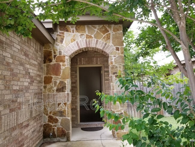 Photo - 1027 Brown Rock Dr