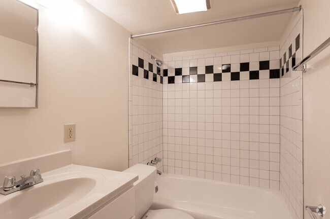 Studio - 708 SF - Rock Creek Woods