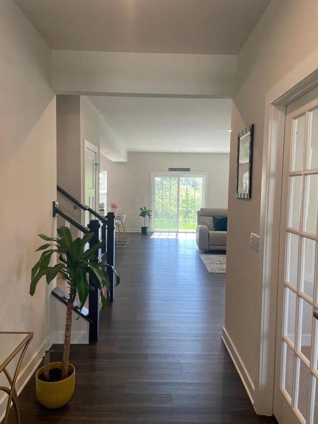 Photo - 3066 Boxbury Ln