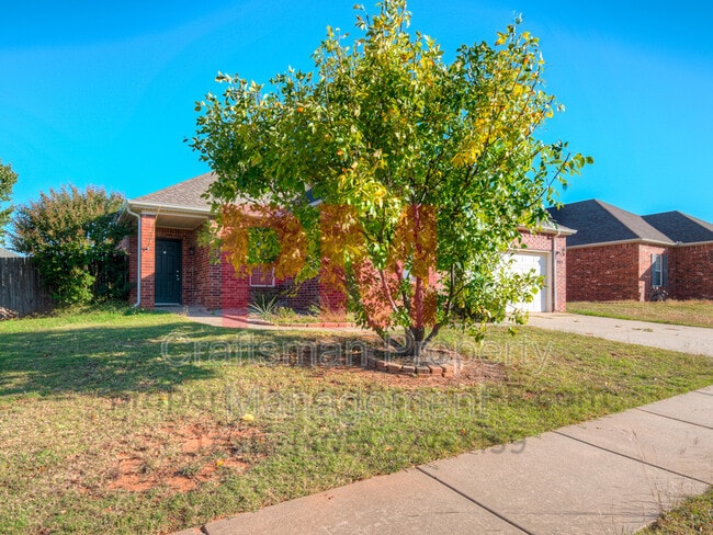 Photo - 5905 SE 69th St