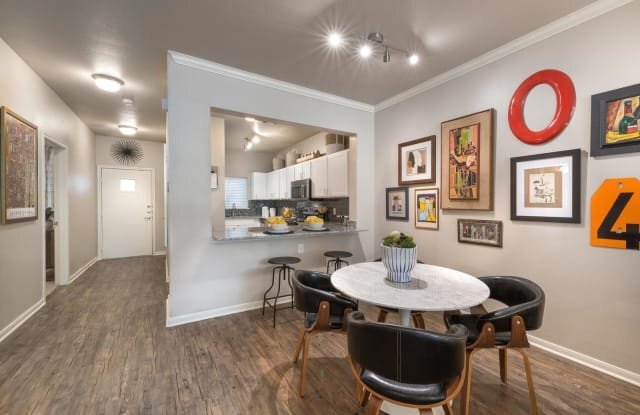 7927 Forest Ln Unit 1007