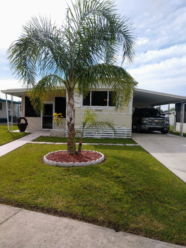 Photo - 38150 Martin St