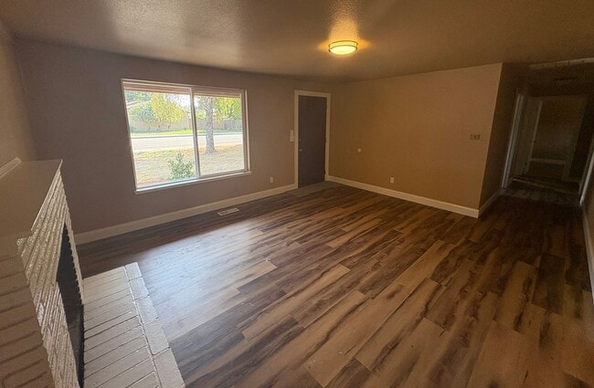 Photo - Recently reduced 3 Bedroom/2 Bath single s...