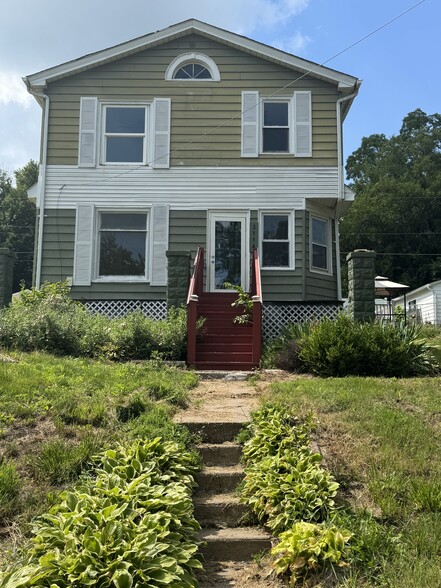 2114 Telegraph Rd