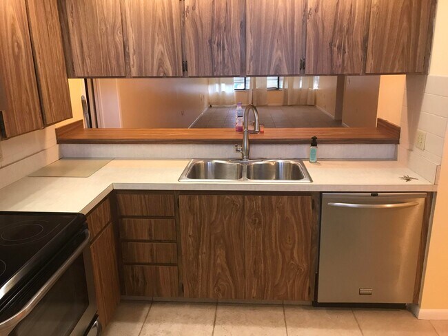 Photo - 3826 Whitehall Dr Unidad 304