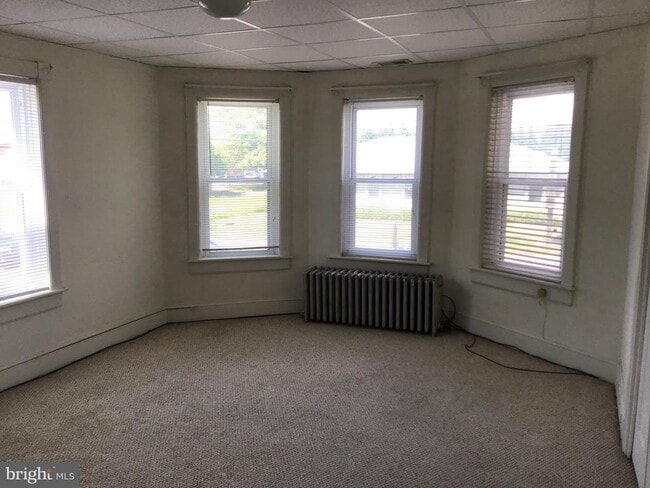 Photo - 1822 E Main St