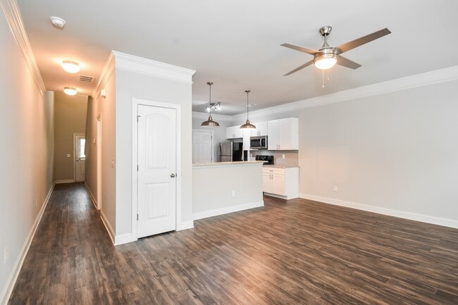 Photo - 243 Riley Cir