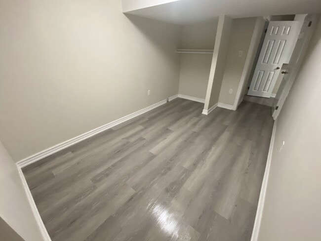 Photo - 35 Amberley Dr Unit 4 (2 Bedroom Basement)