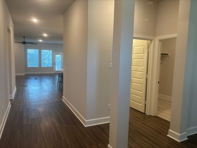 Photo - 8625 Spindletop Dr