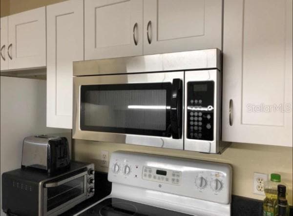 Photo - 3800 SW 20th Ave Unit 204