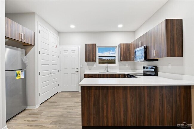 Photo - 2302 N 37th Ln Condo Unit 2