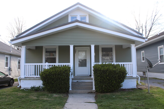 Building Photo - 108 S Alta Ave Rental
