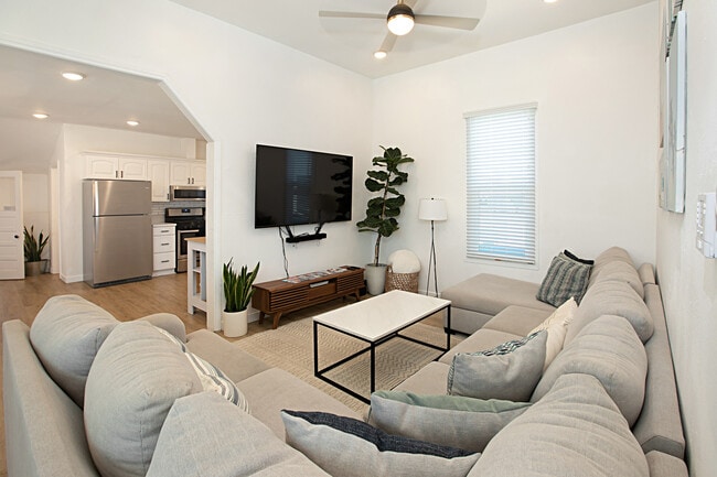 Photo - 1842 Kearney Ave Unit A