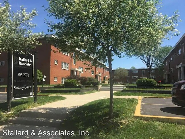 Photo - Saxony Court