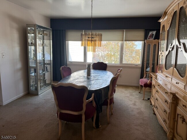 Photo - 21 Pilgrim Ct