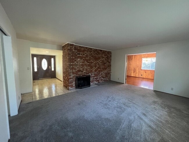 Photo - 6484 Camelia Dr