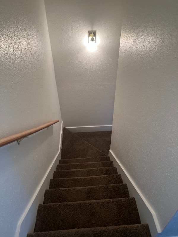 Photo - 203 Sprucewood Ln Unidad D