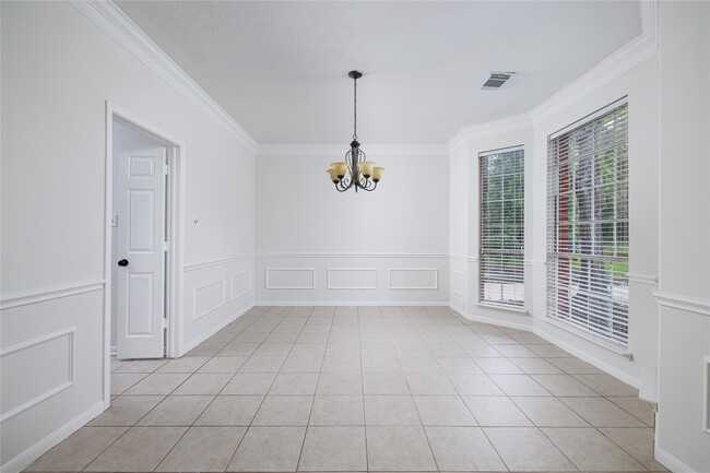 Photo - 107 N Sunny Slope Cir