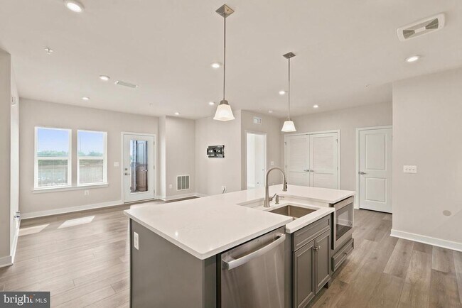 Photo - 4399 Peach Lily Ln Unit 359