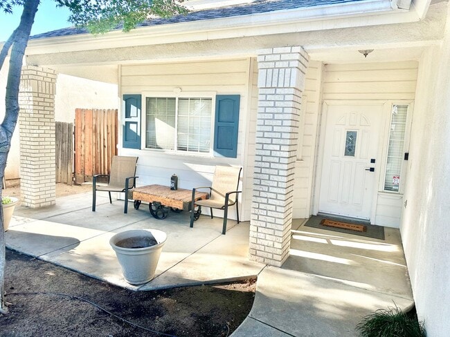 Photo - Updated North Fresno 3/2