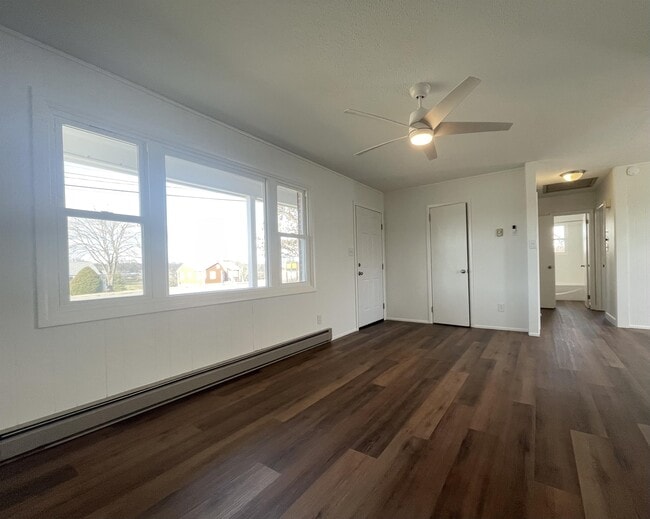 317 Enola Rd