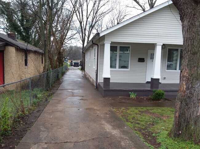 Photo - 610 N 9th St