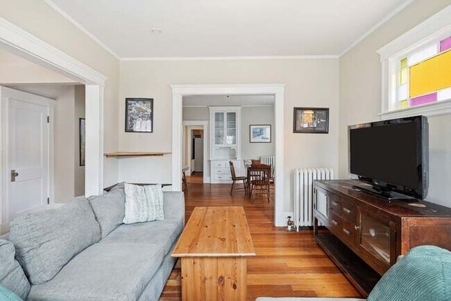 Photo - 95 Capen St Unit Apt 1