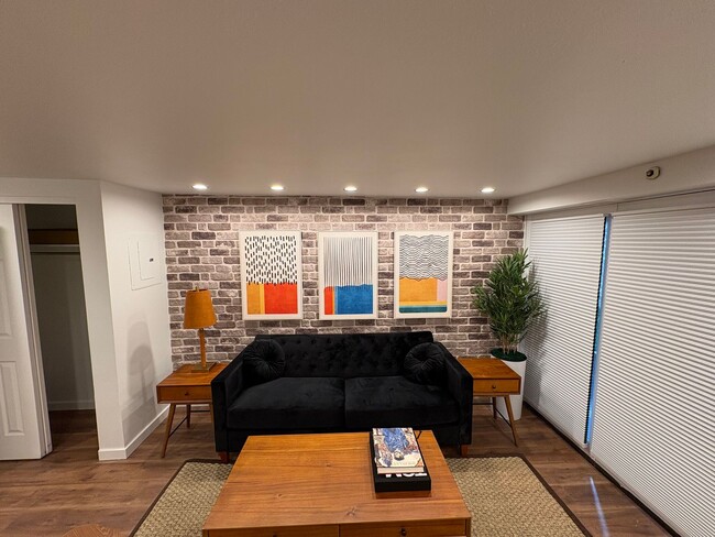 Photo - Charming Studio Apartment