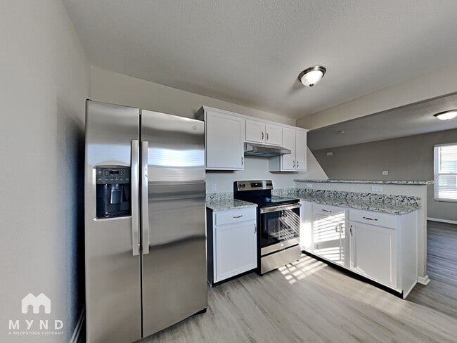 Photo - 3117 W Meadowbend Dr