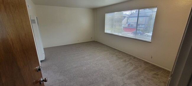 Photo - COMING SOON-This is a great 1-bdr right in the heart of Berkeley Unit 6