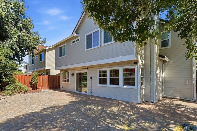 Photo - 1517 David Ln