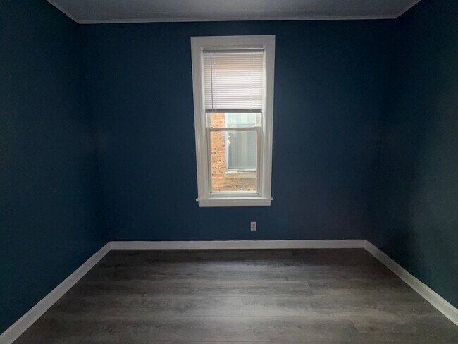 Photo - 1629 W 38th St Unit 2FLR REAR