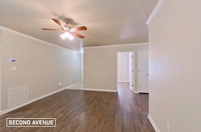 Photo - 203 Glenn Oak Dr