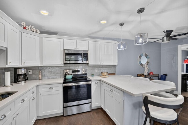 Photo - 812 NW 30th Ave