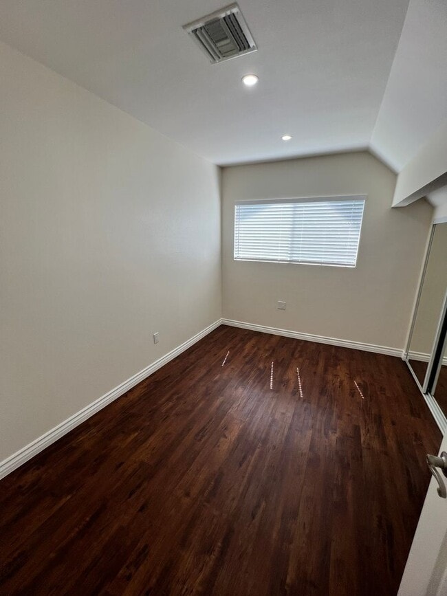 Photo - Camarillo - Four bedroom, 2.5 bathroom, plus loft