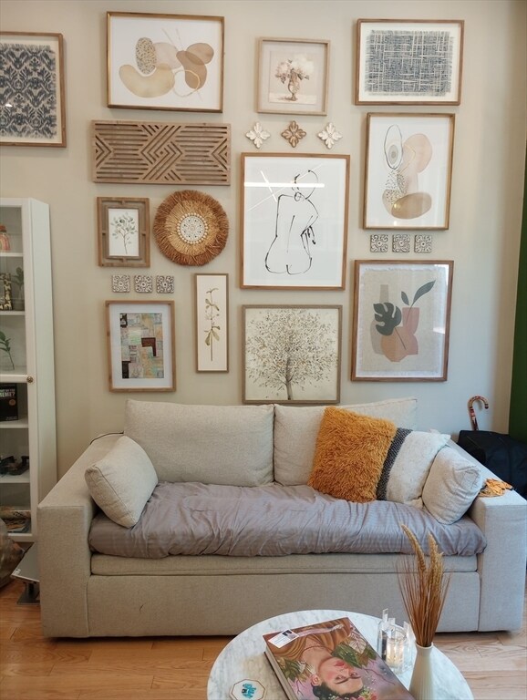 Photo - 290 Columbus Ave Unit 4