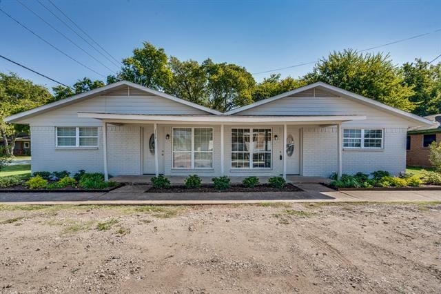 Photo - 116 N 12th St